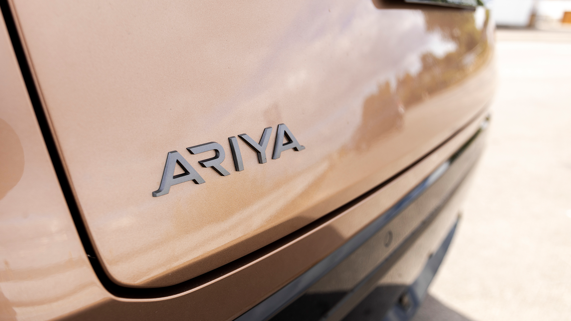 Nissan Ariya badge