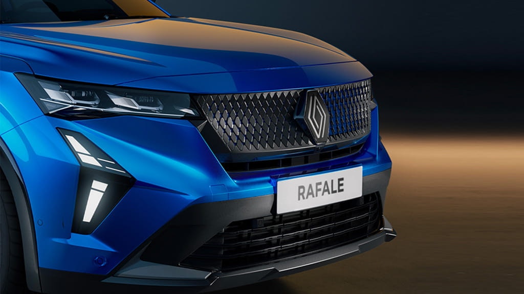 Renault Rafale front